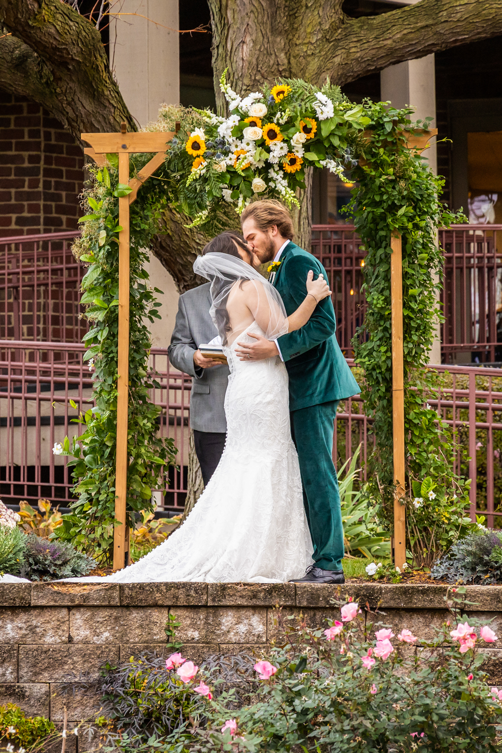 Autumn Outdoor Vows  | Wedding Gallery